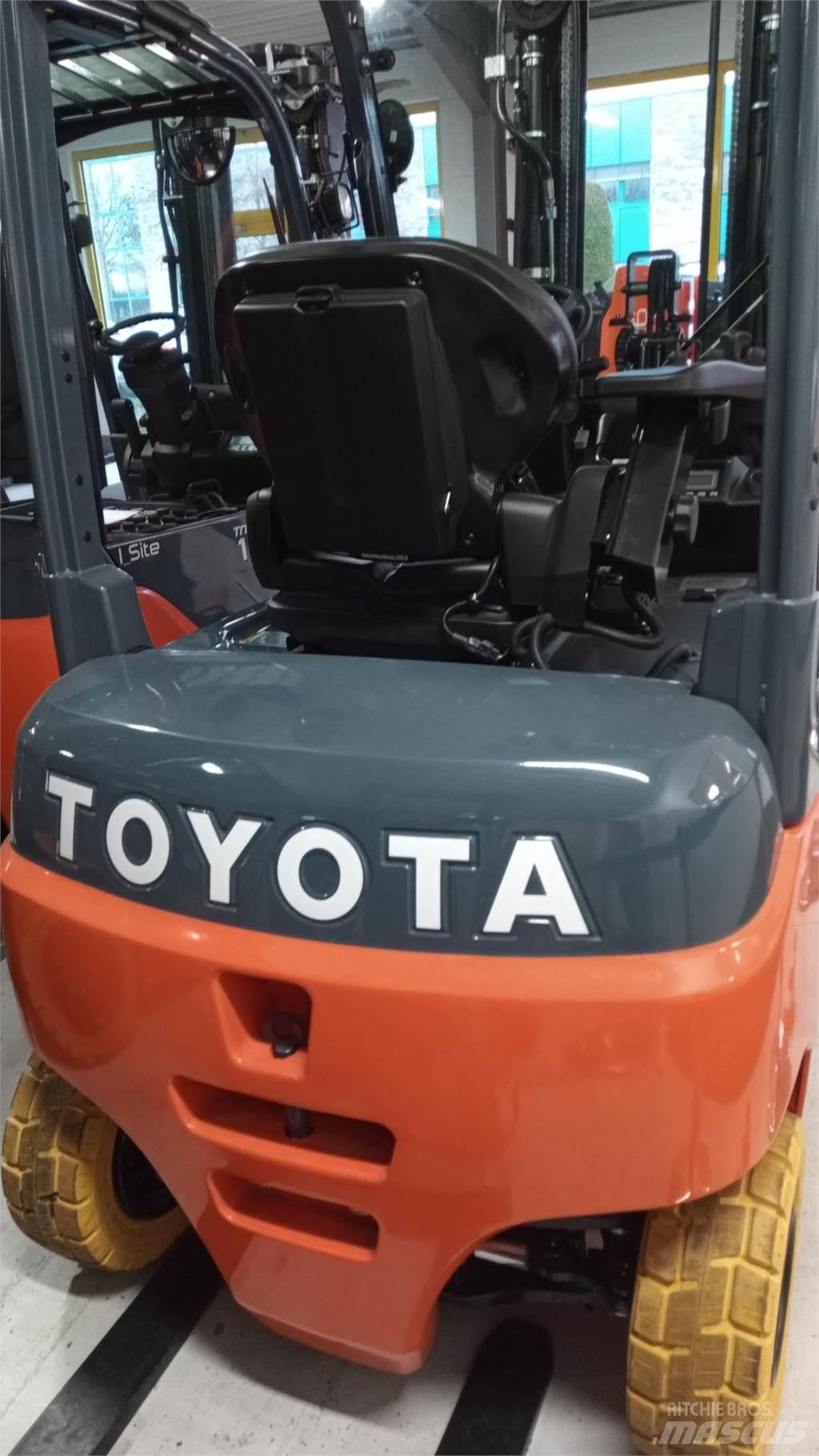 Toyota 8FBMK20T Elektromos targoncák