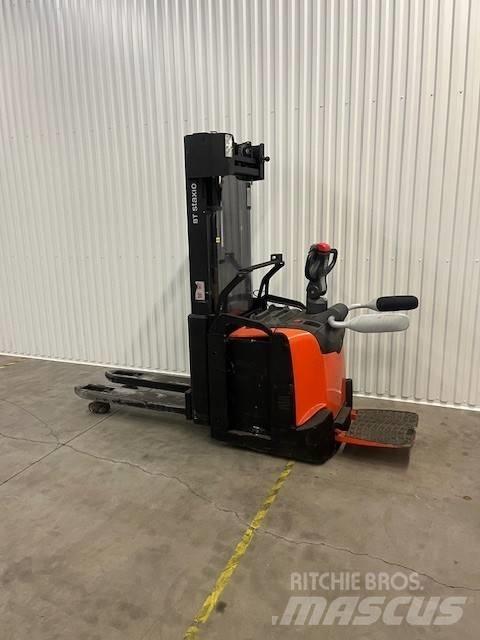 BT SPE 160 L Gyalogkíséretű targonca