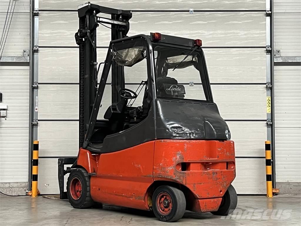 Linde E30 / 03 / 600 Elektromos targoncák