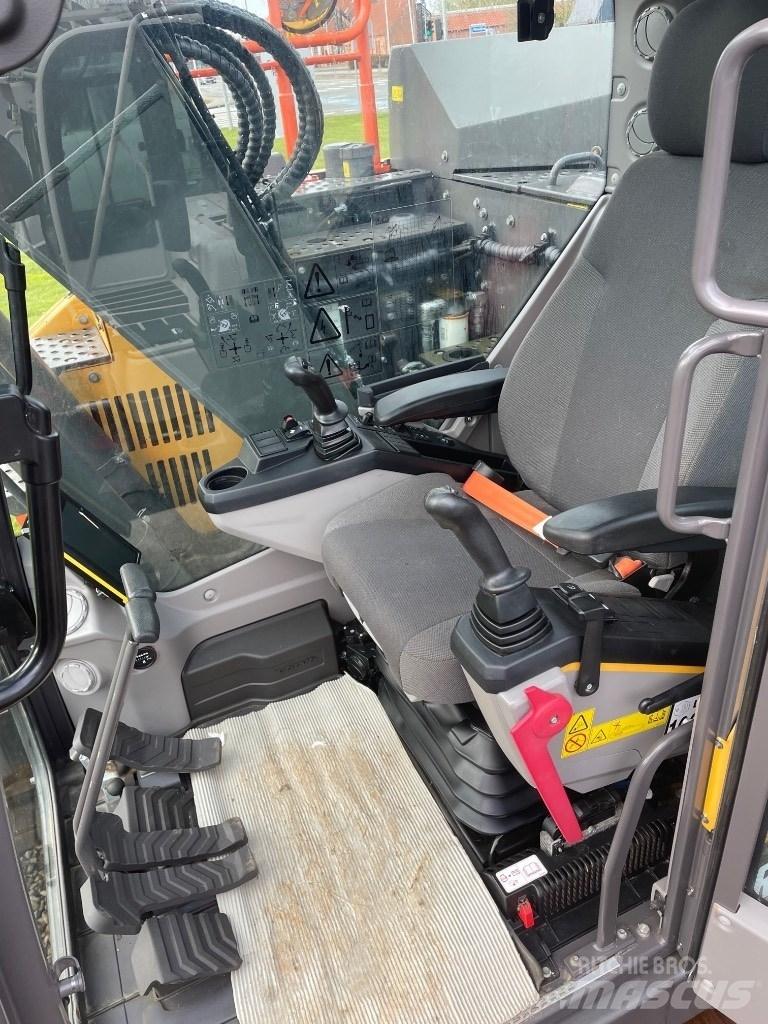 Volvo ECR145E Lánctalpas kotrók