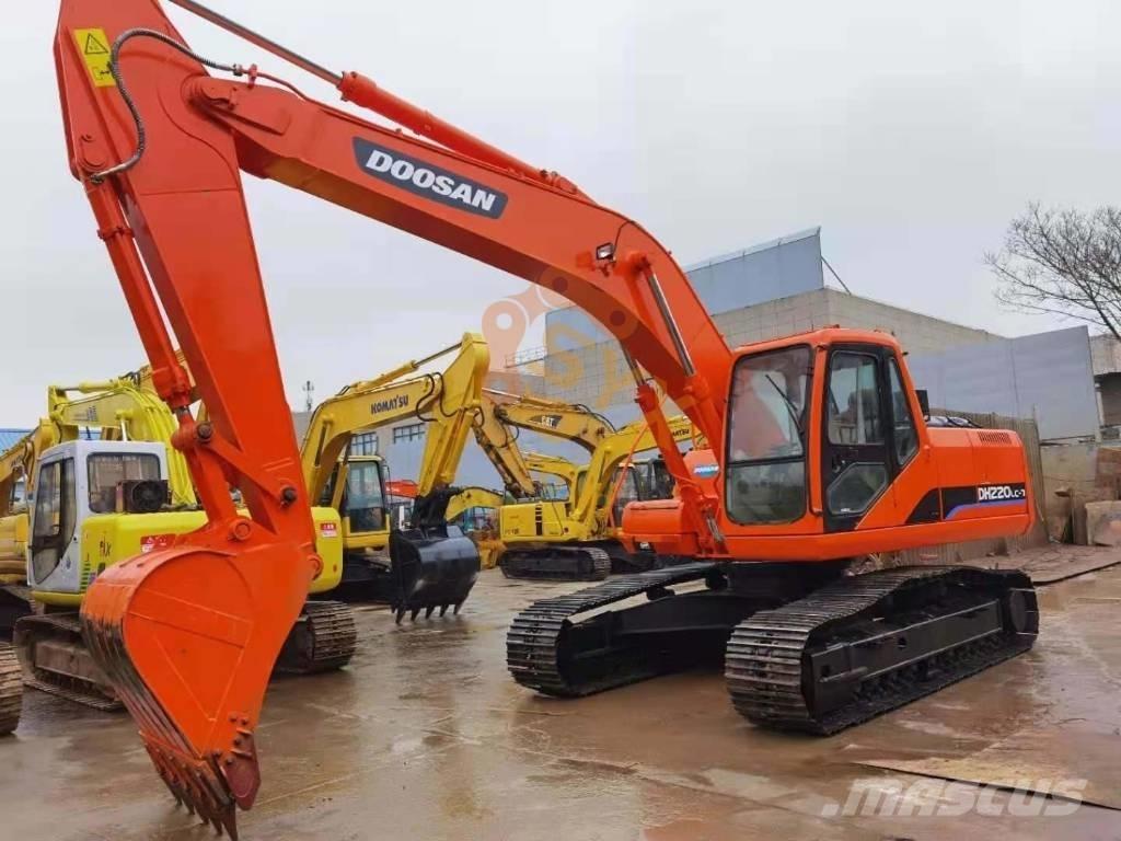 Doosan DX 225 LCA Lánctalpas kotrók