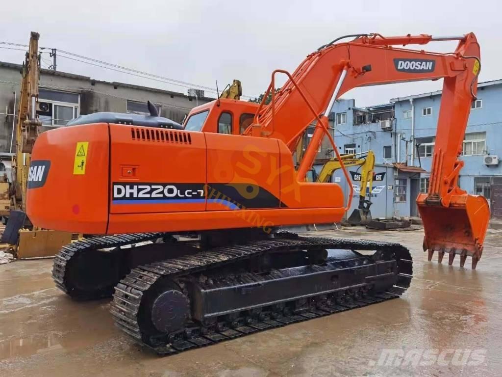 Doosan DX 225 LCA Lánctalpas kotrók