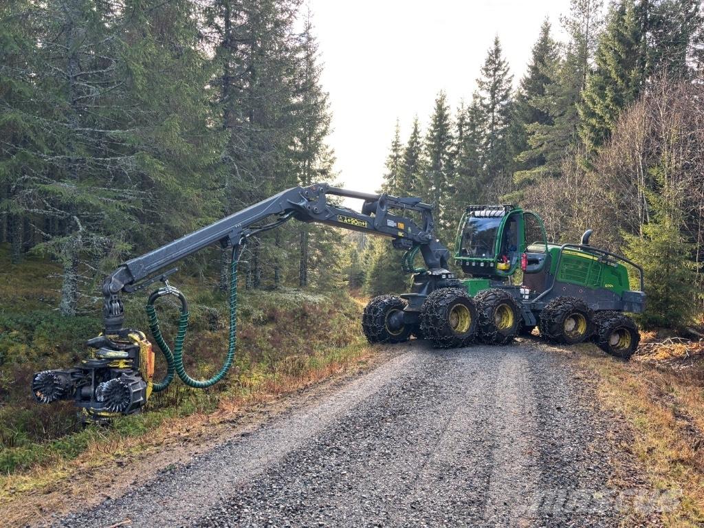 John Deere 1270G 8WD Betakarítók