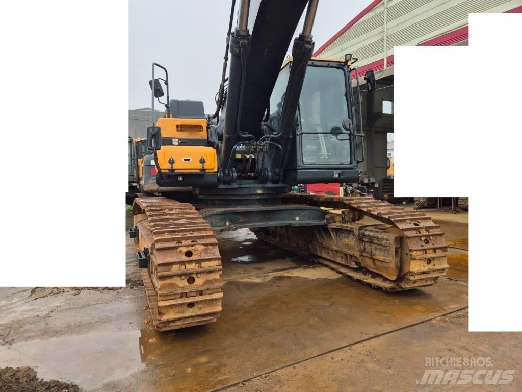 Hyundai HX 520 L Lánctalpas kotrók