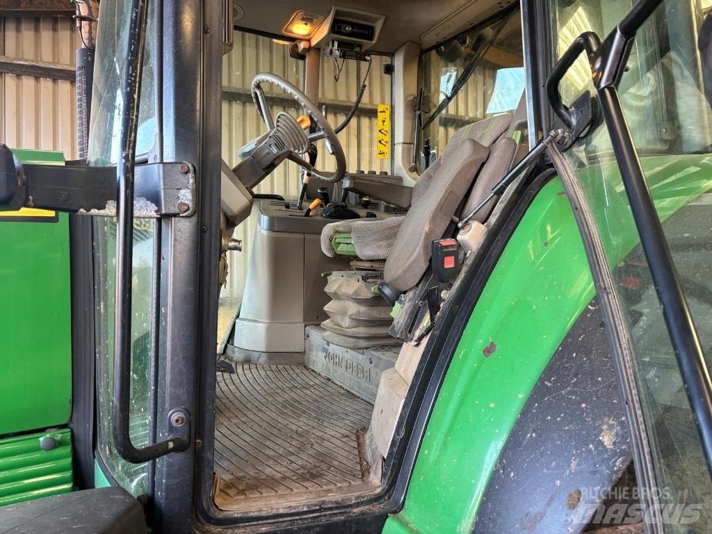 John Deere 6930 Traktorok