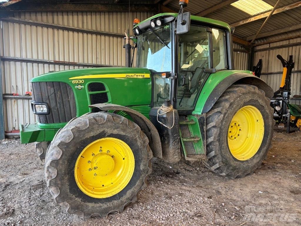 John Deere 6930 Traktorok