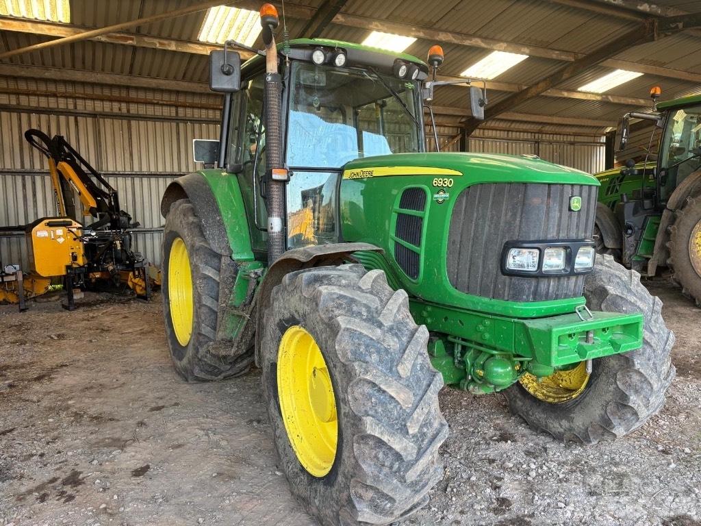 John Deere 6930 Traktorok