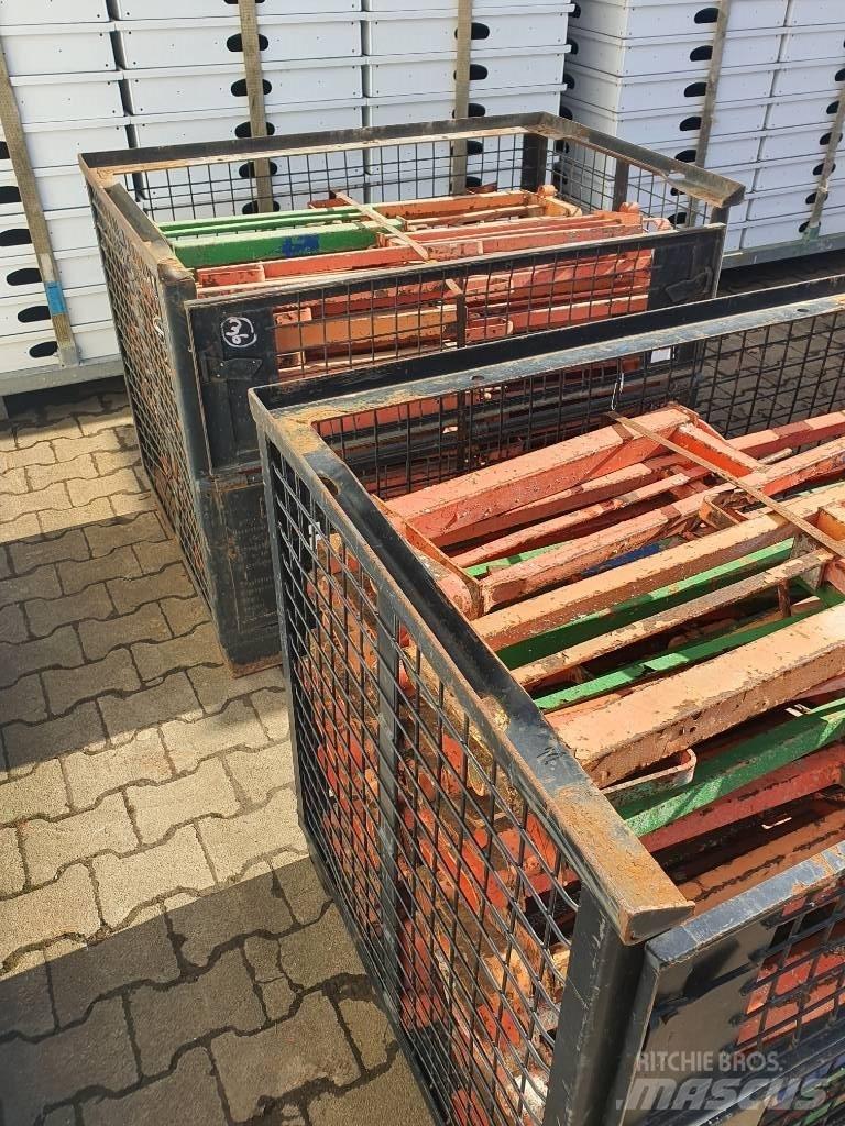 Peri Geländerhalter Zsaluzatok