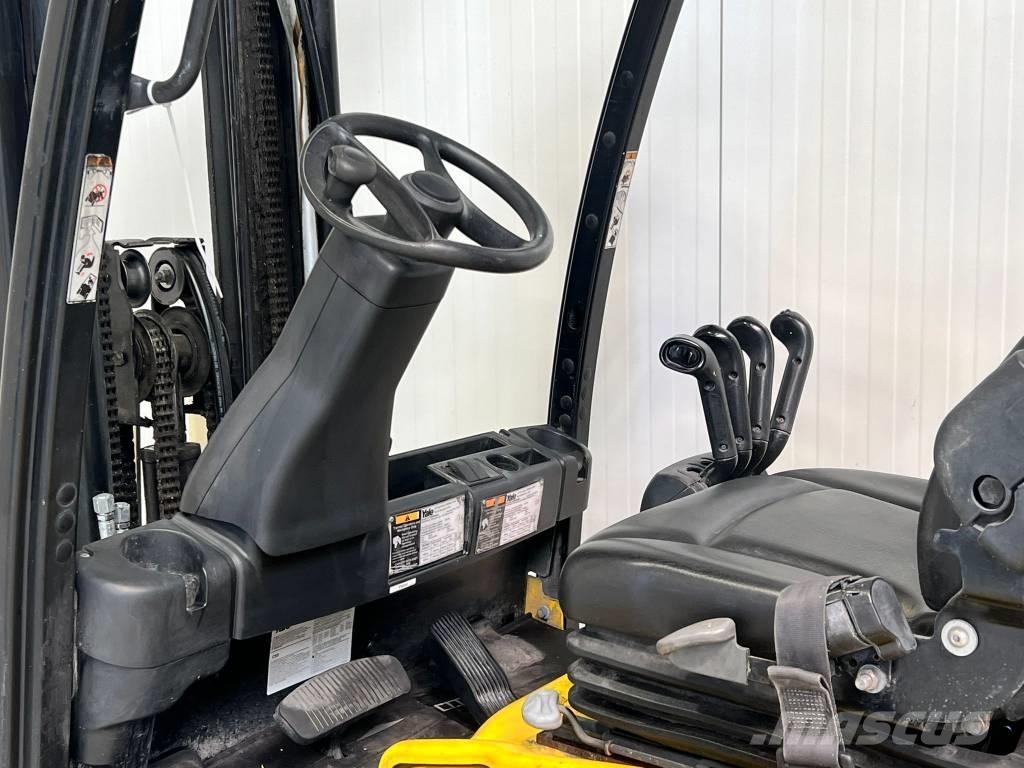 Yale ERP30VL Elektromos targoncák