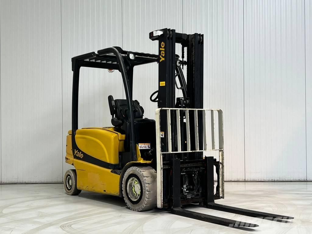 Yale ERP30VL Elektromos targoncák