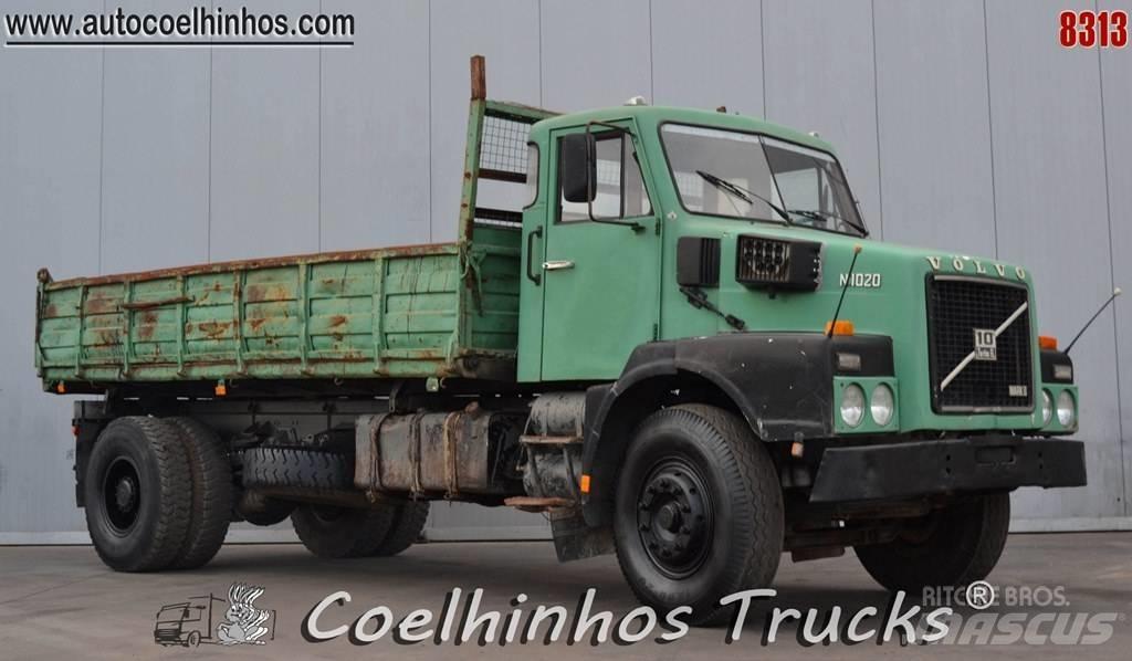 Volvo N10 20 Billenő teherautók