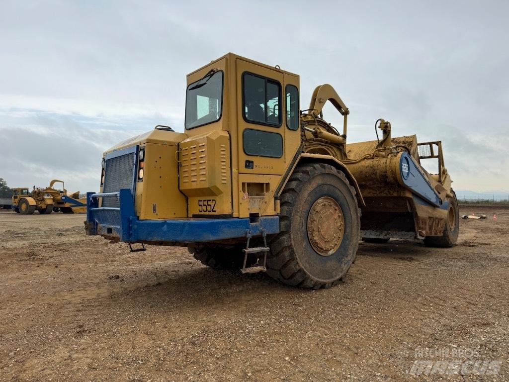 CAT 631 G Földnyesők (szkréperek)