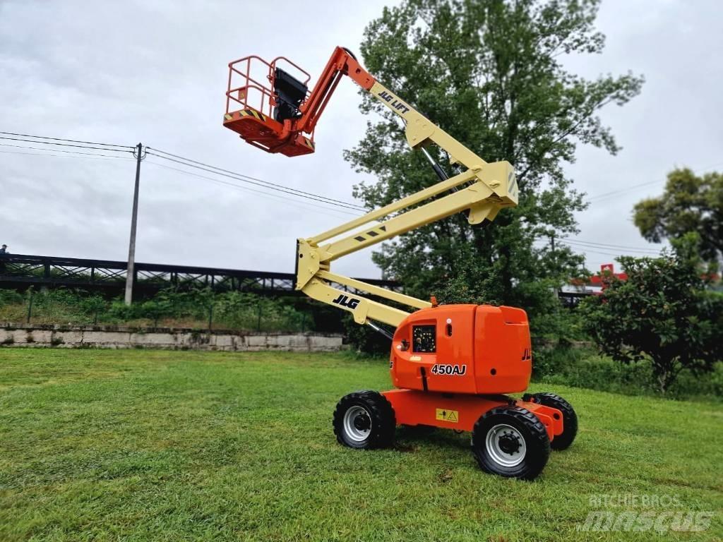 JLG 450 AJ Karos emelők