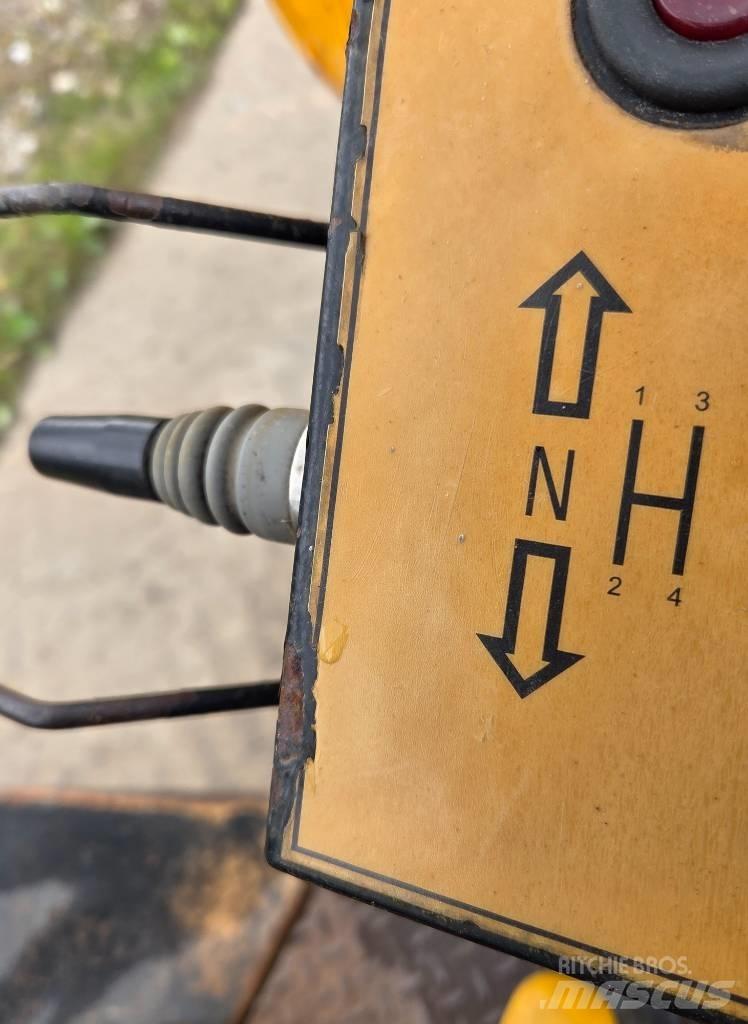 JCB 6 TST Mezei dömperek