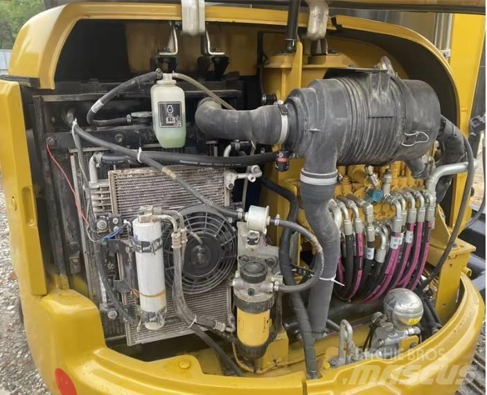 CAT 303.5E Mini kotrók < 7t