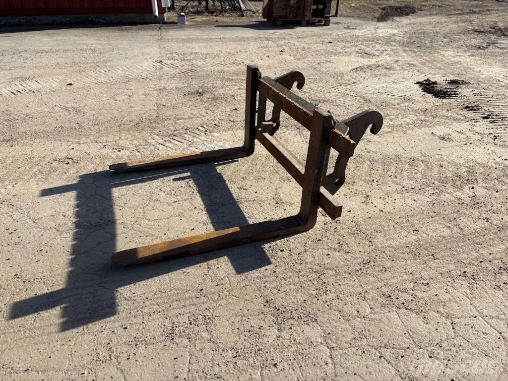  Gafflar L30 ZL602 Gumikerekes homlokrakodók