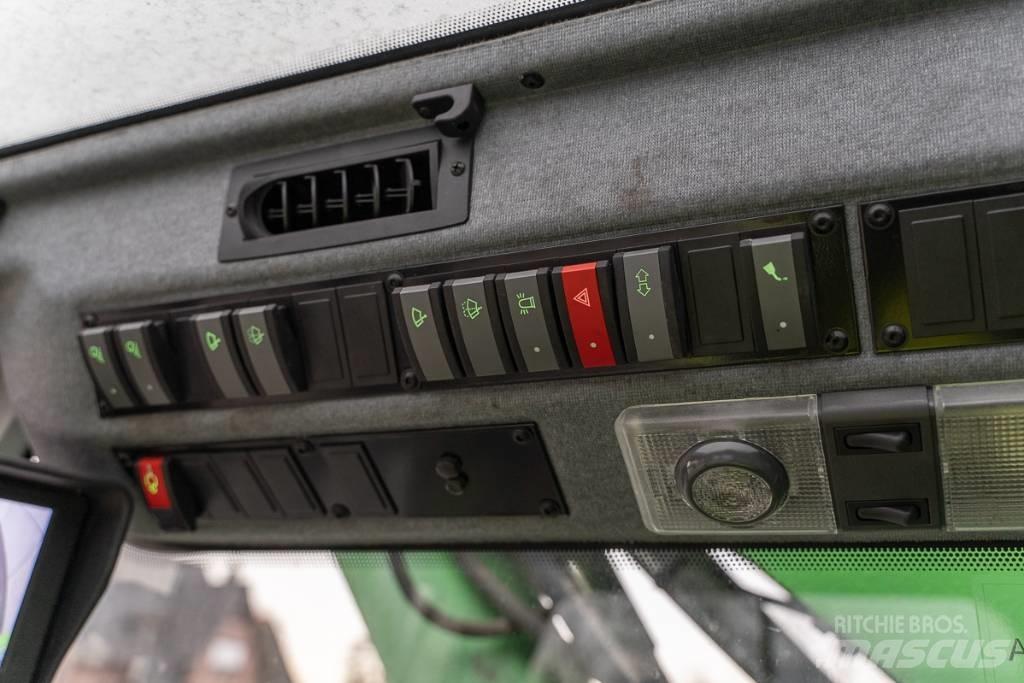 Sennebogen 818 E Gumikerekes kotrók