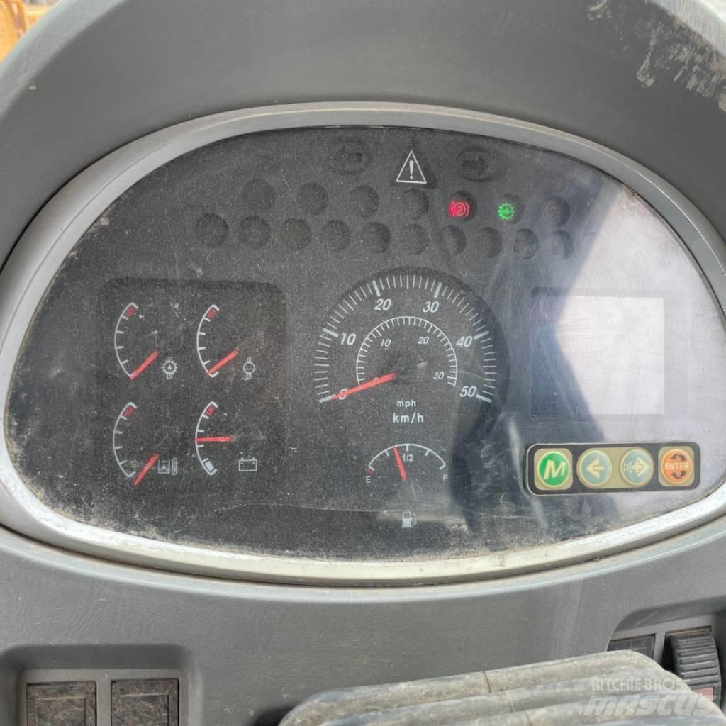 Hyundai HL 757-7 A Gumikerekes homlokrakodók