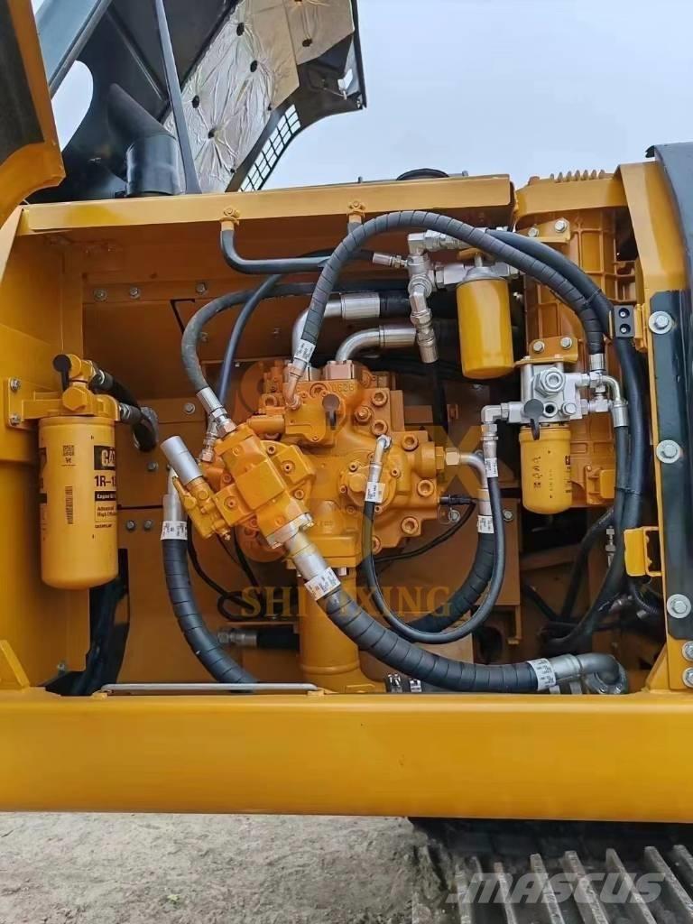 CAT 330 D Lánctalpas kotrók