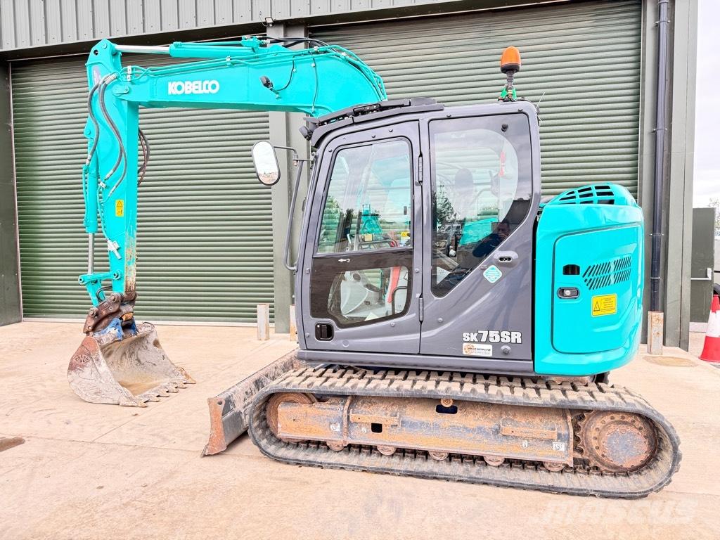 Kobelco SK75SR-7 Közepes (midi) kotrók 7 t - 12 t
