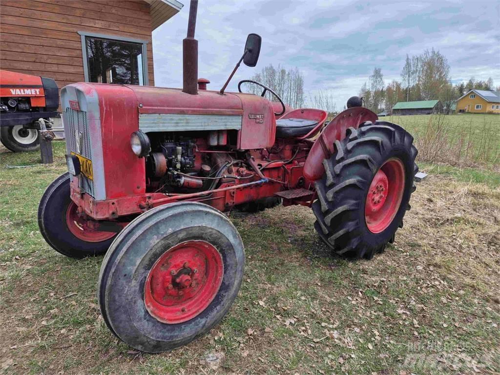 Valmet 361D Traktorok