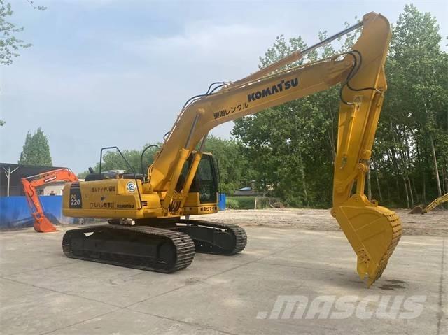 Komatsu PC 220-8 Lánctalpas kotrók