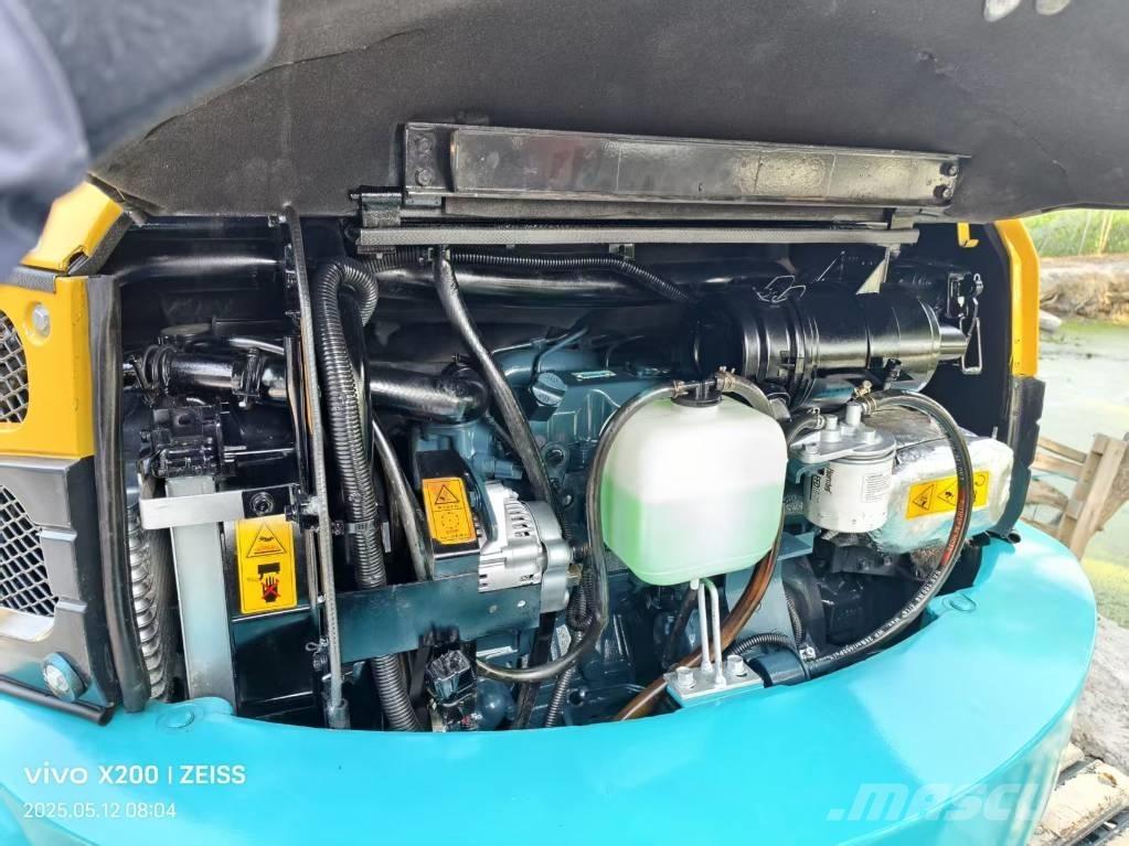 Kubota U 35 Mini kotrók < 7t