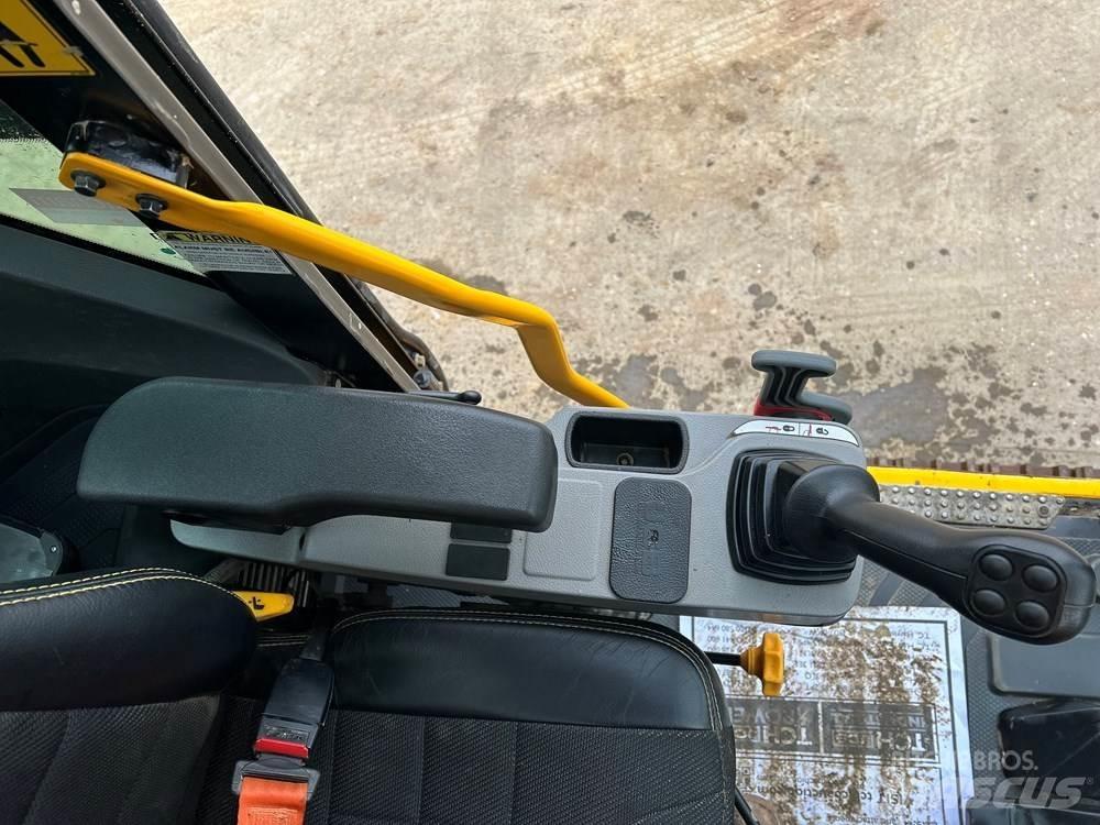 JCB 140X Lánctalpas kotrók