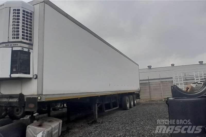  TRAILER 10002000 Egyéb