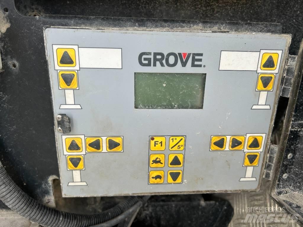 Grove GMK 5130-2 Terepdaruk
