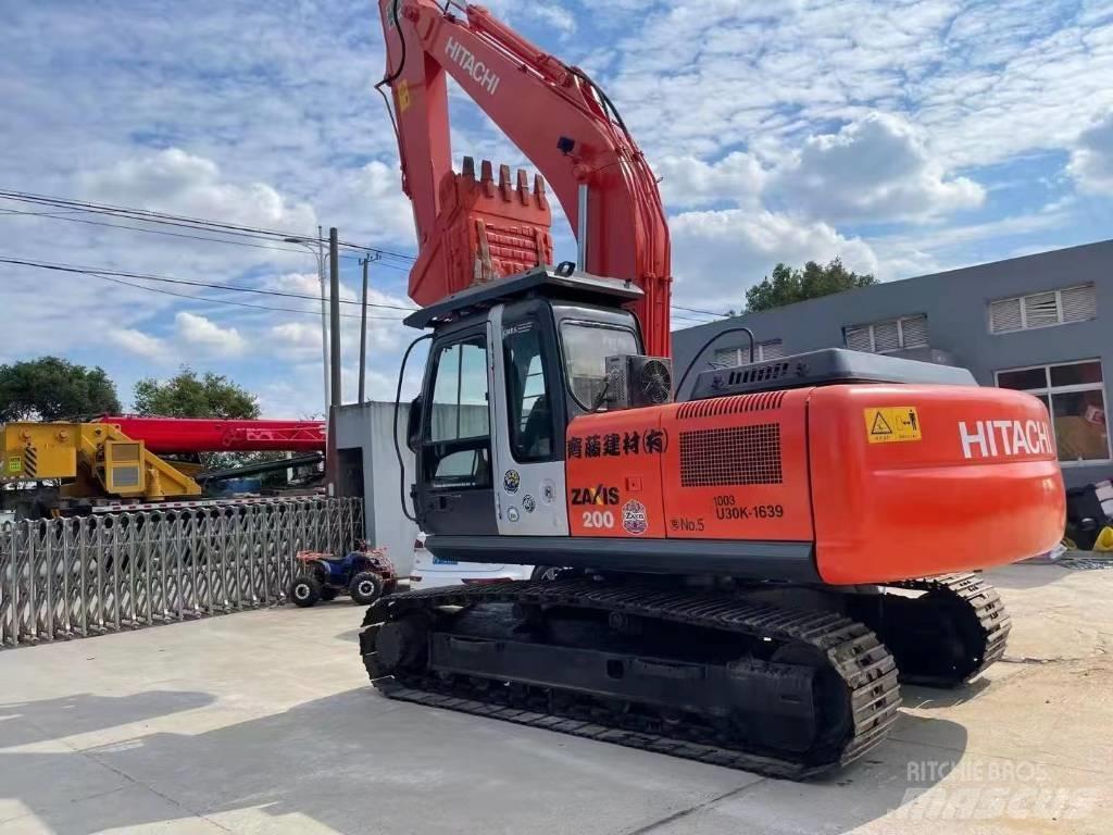 Hitachi ZX200 Lánctalpas kotrók