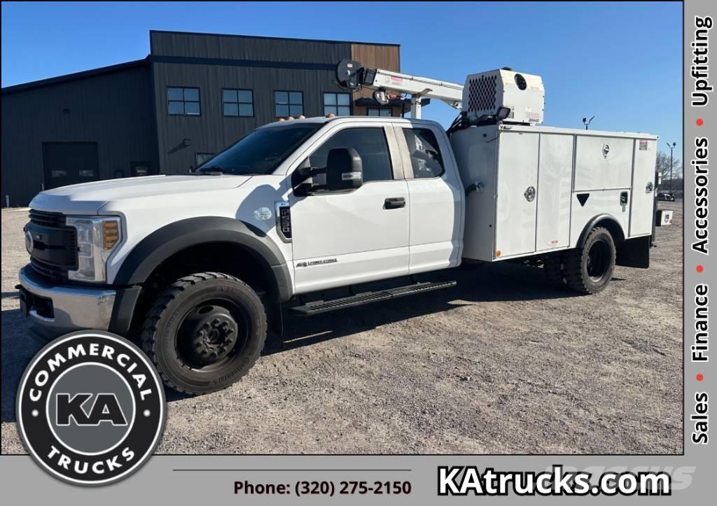 Ford F 550 XL SD Lánctalpas daruk