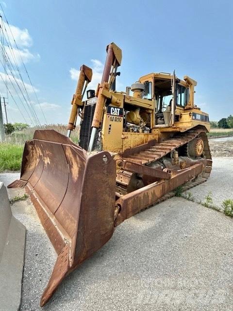 CAT D 8 N lánctalpas dózerek