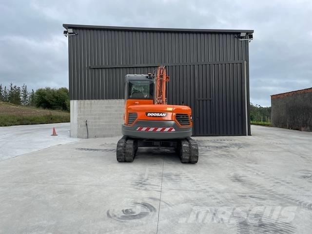 Doosan DX85-3 Közepes (midi) kotrók 7 t - 12 t