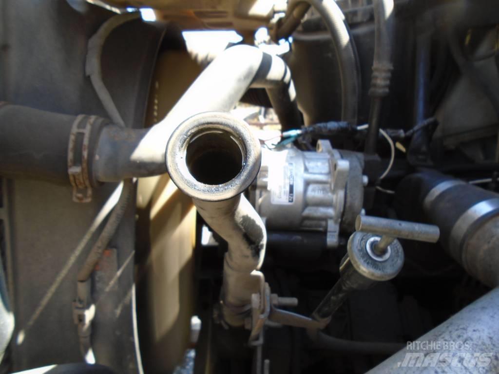 Ford F 650 Platós / Ponyvás teherautók