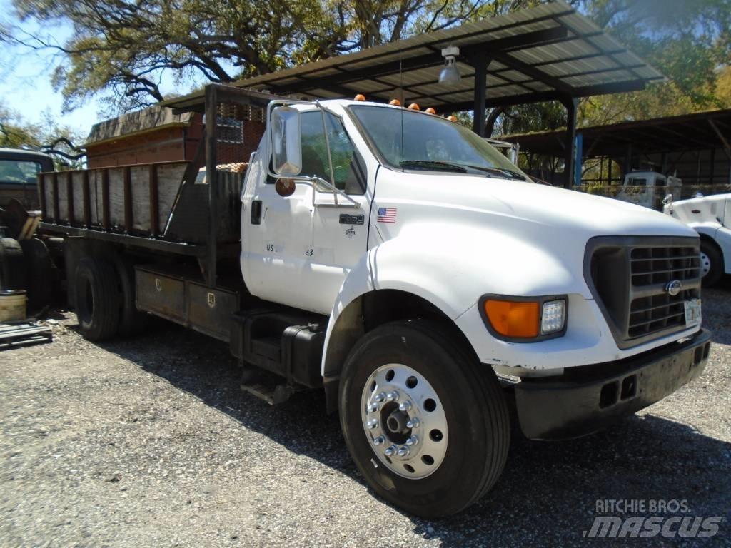 Ford F 650 Platós / Ponyvás teherautók