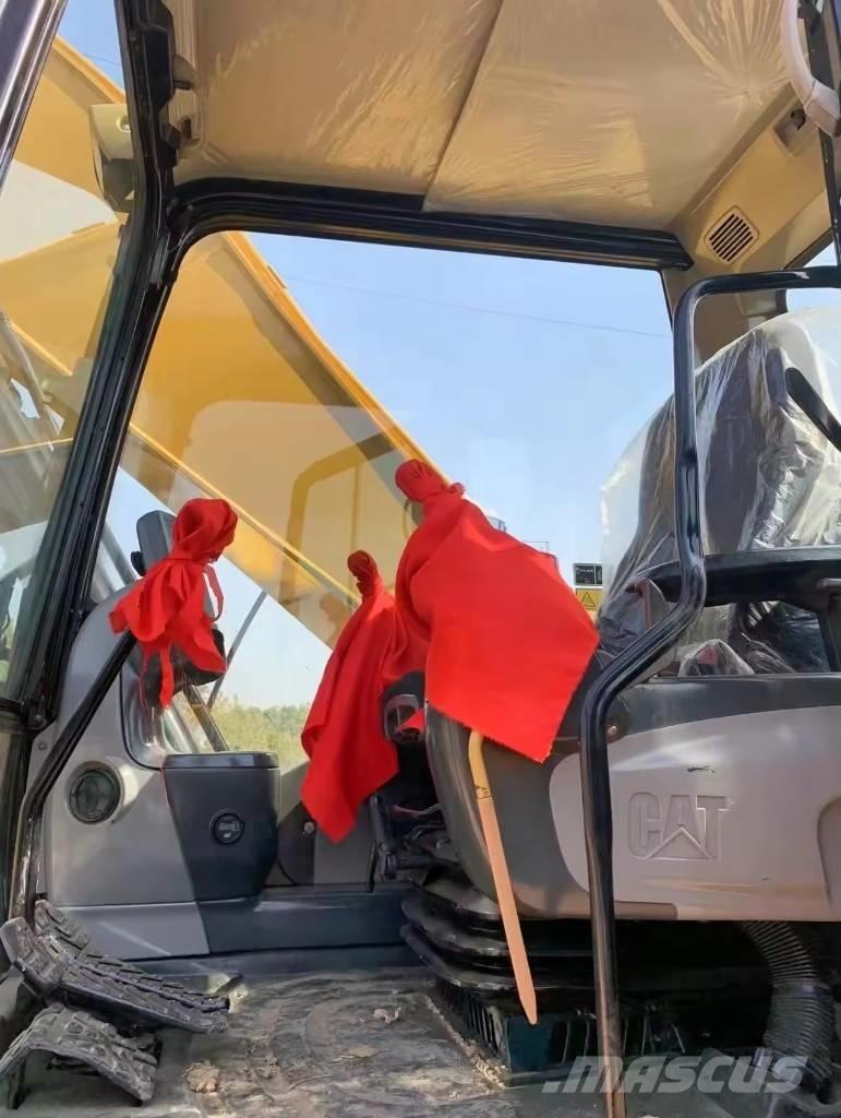 CAT 324 D Lánctalpas kotrók