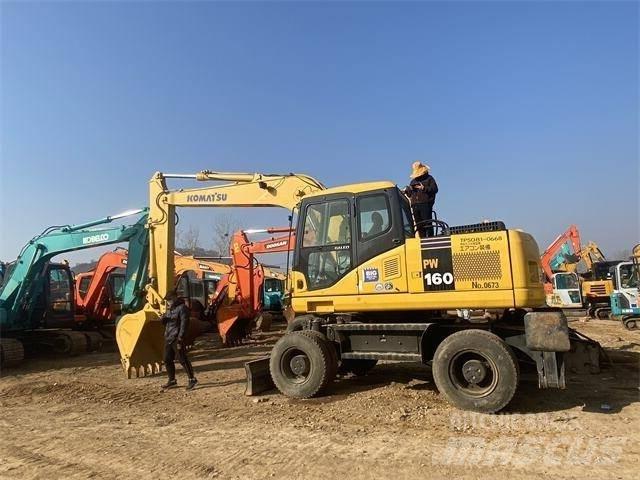 Komatsu PW160 Lánctalpas kotrók