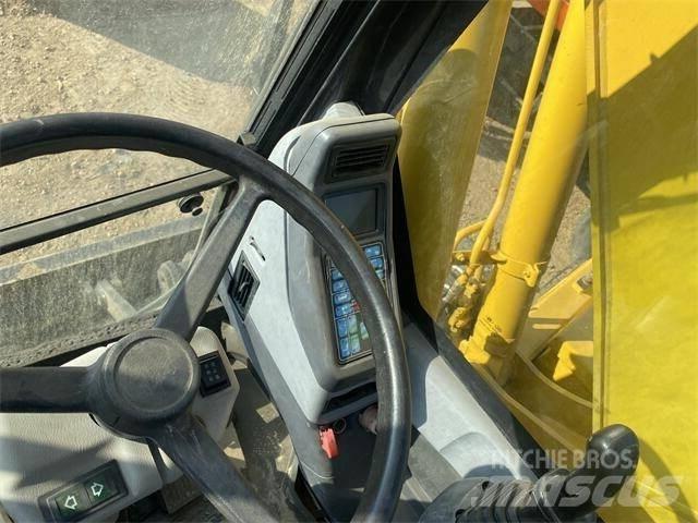 Komatsu PW160 Lánctalpas kotrók