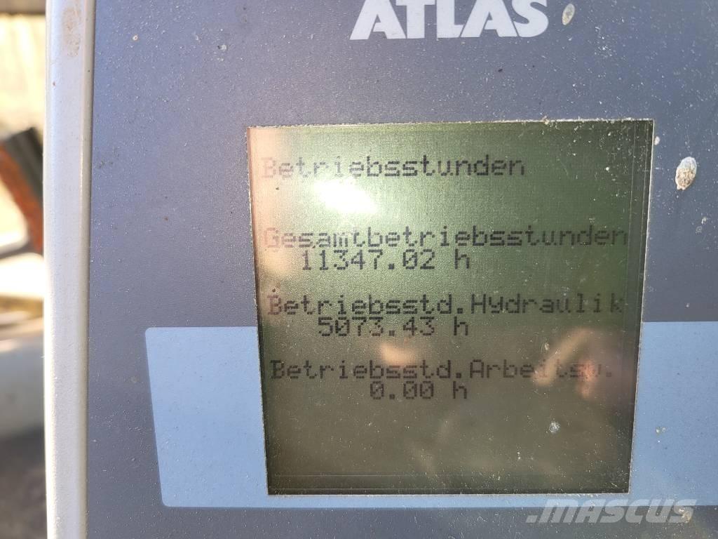 Atlas 340 LC Betakarítók