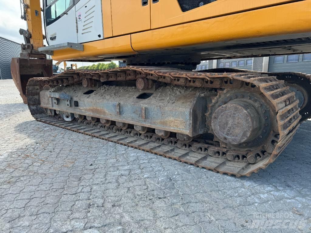 Liebherr R946 LC Lánctalpas kotrók