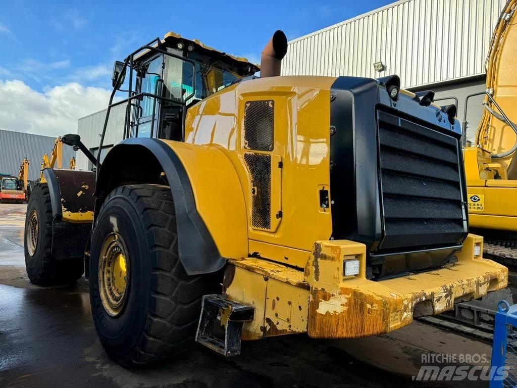 CAT 980M Gumikerekes homlokrakodók