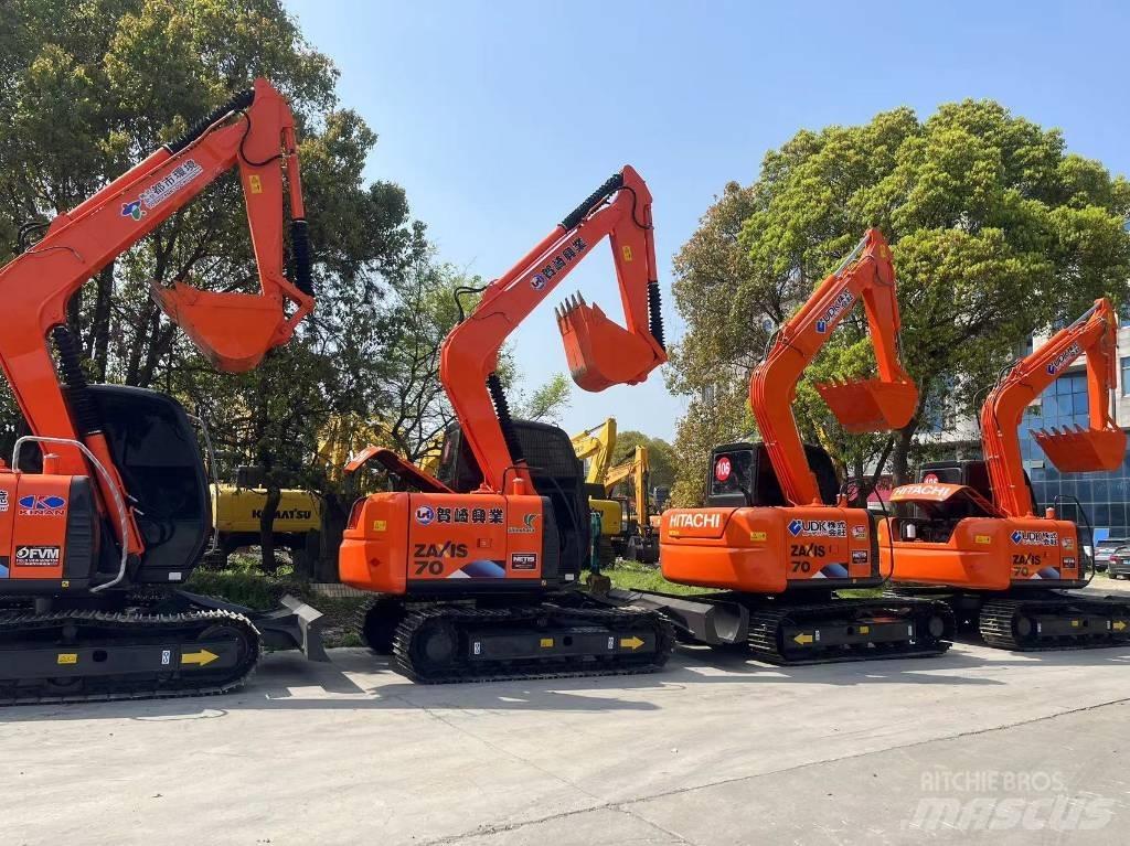 Hitachi ZX70 Lánctalpas kotrók