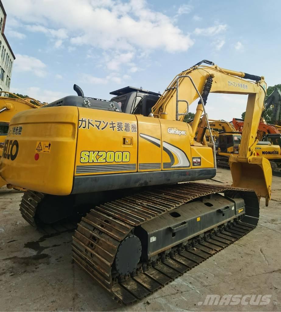 Kobelco SK 200 Lánctalpas kotrók