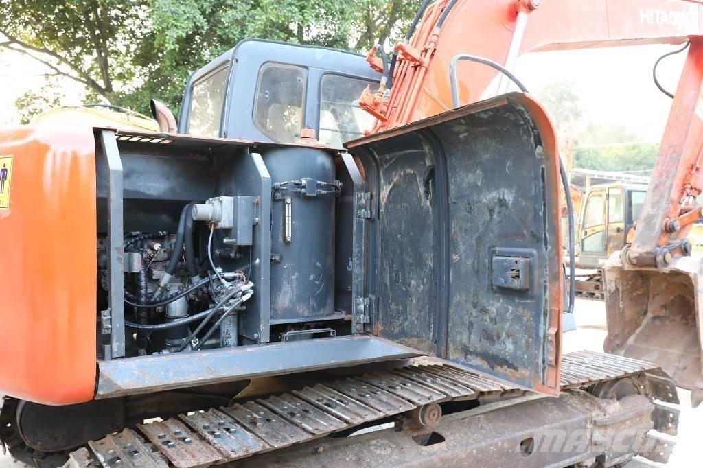 Hitachi EX 120-5 Lánctalpas kotrók