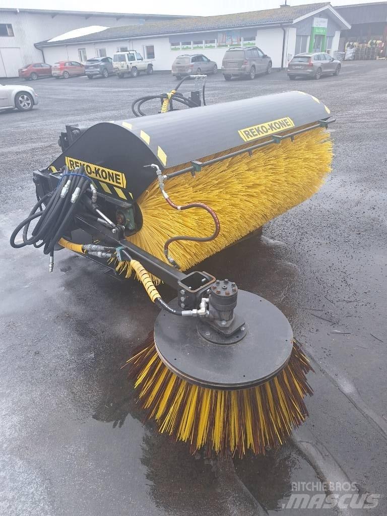 Reko KH 1800 Úttakarító gépek