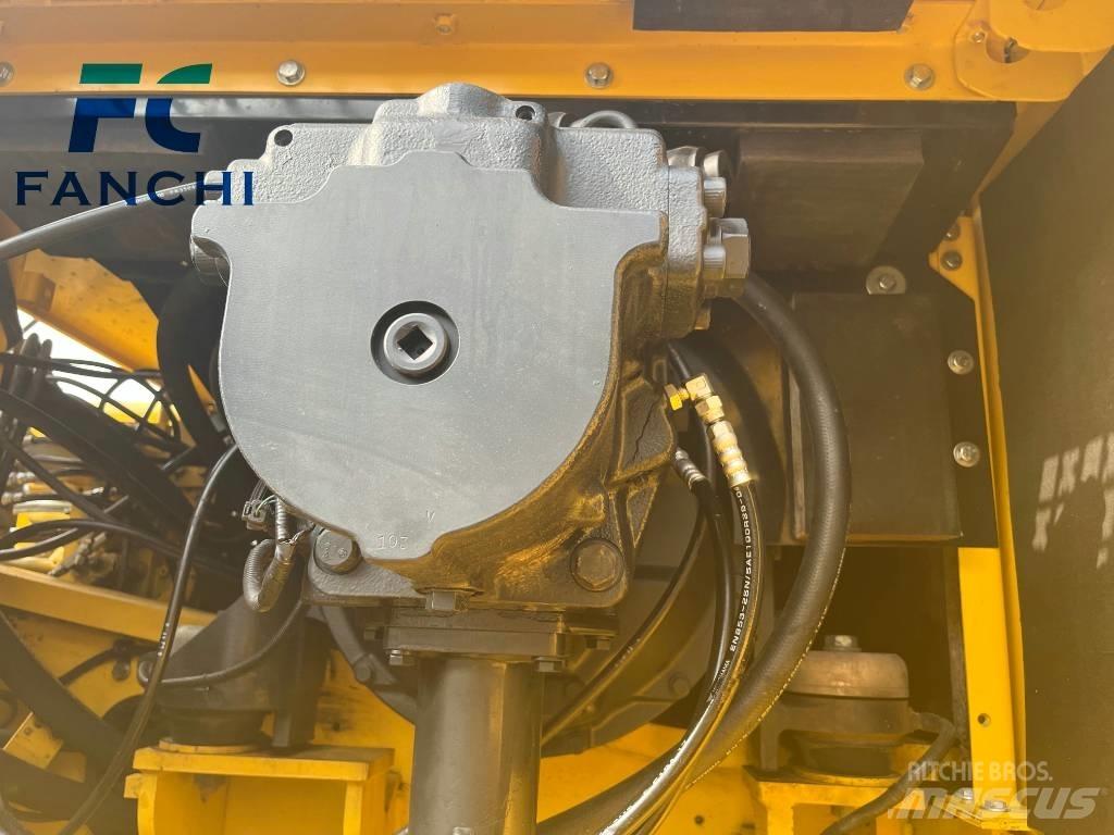 Komatsu PC 450-8 Lánctalpas kotrók