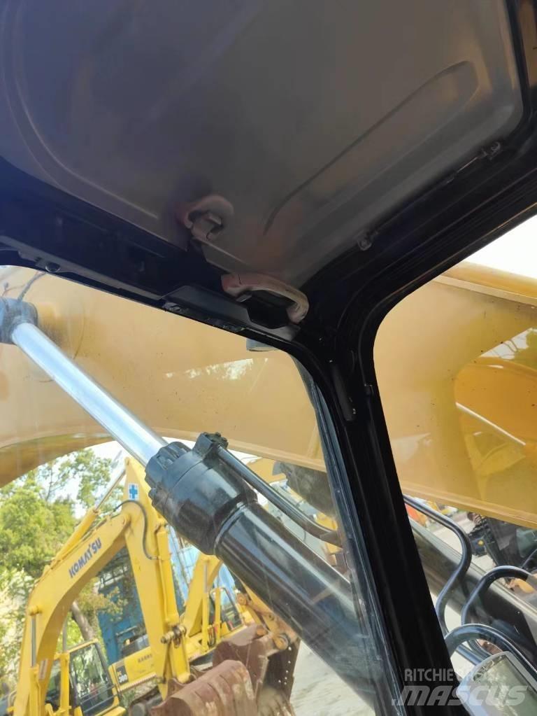 CAT 349 D2 Lánctalpas kotrók