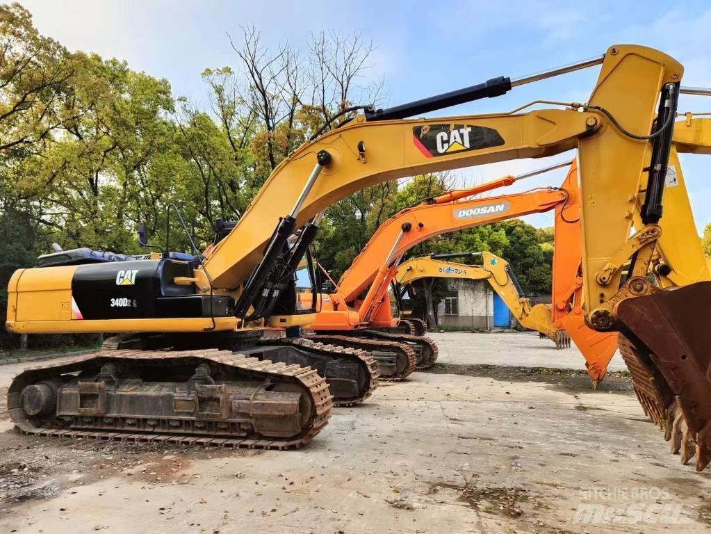 CAT 349 D2 Lánctalpas kotrók