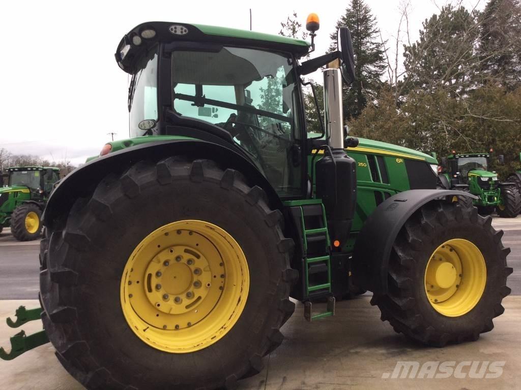 John Deere 6R250 Traktorok